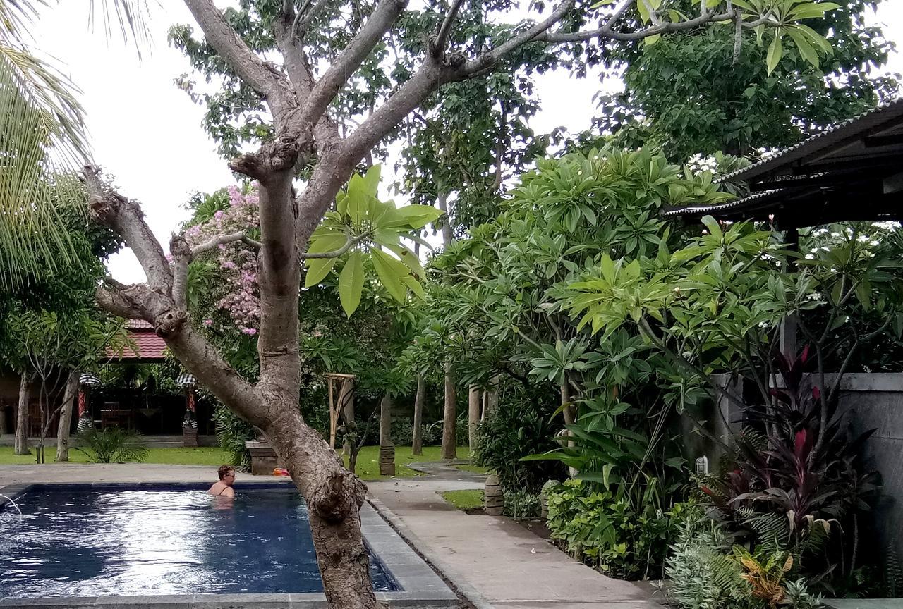 Van Karning Bungalow Pemuteran  Luaran gambar