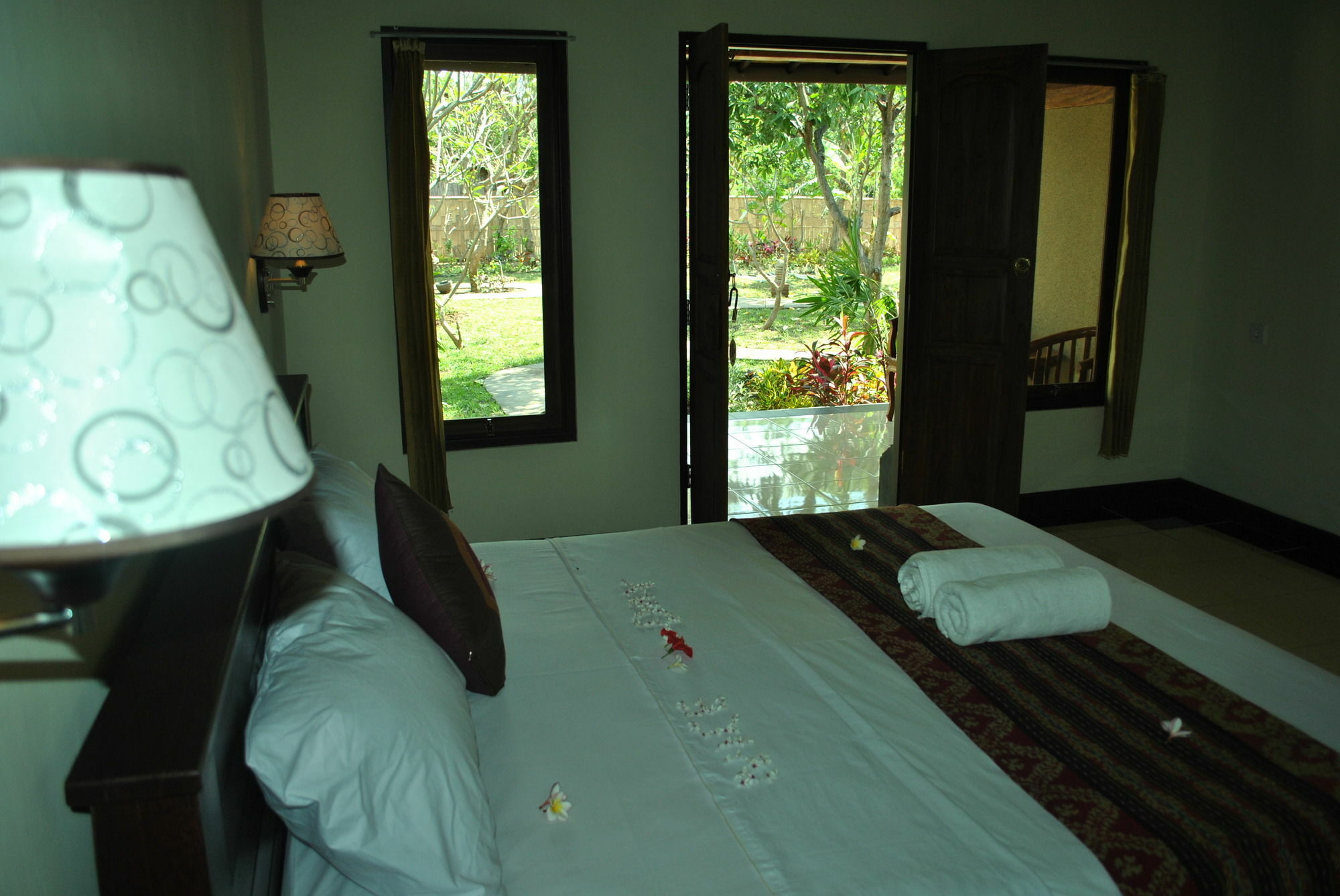 Van Karning Bungalow Pemuteran  Luaran gambar